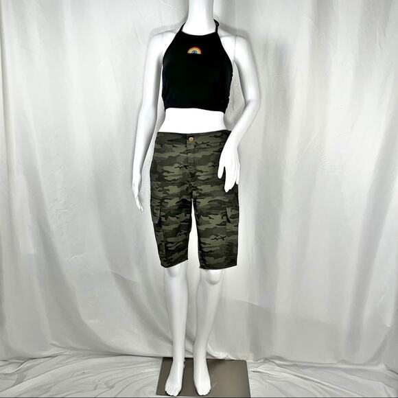 Sanctuary Mother Nat Green Camouflage Cargo Shorts SzM NWT Zip &Button 6 Pockets - Picture 4 of 10
